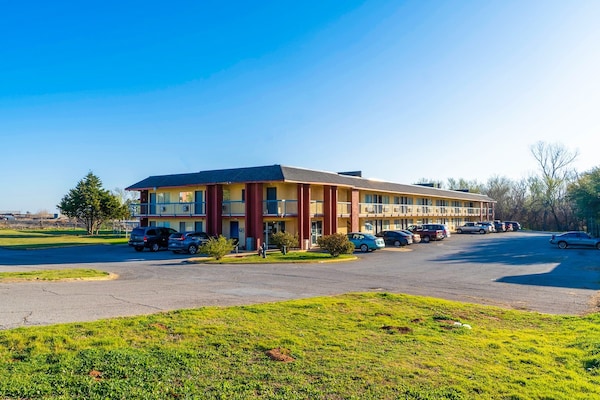 Foto van 1 Kingsize Bed En 1 Volledig Bed - Vakantiehuis in Chickasha OK - Facilities