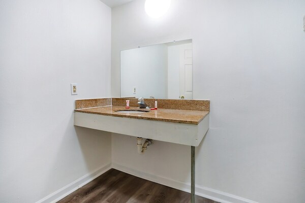 Foto van Premium kingsize bed | NSMK - Vakantiehuis in Decatur GA - BathRoom