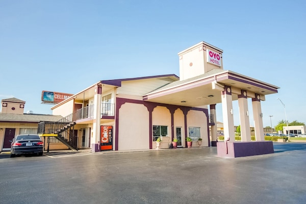 Foto van Premium kingsize bed | Texarkana TX - Vakantiehuis in Texarkana TX - ExteriorSummer