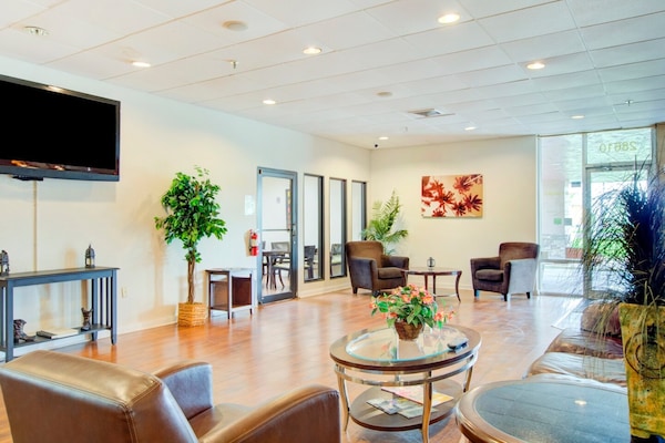 Foto van Tweepersoonsbed (queensize) Niet-roken | Dundee - Vakantiehuis in Dundee FL - FloorPlan