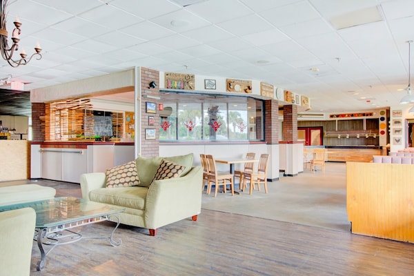 Foto van Tweepersoonsbed (queensize) Niet-roken | Dundee - Vakantiehuis in Dundee FL - FloorPlan