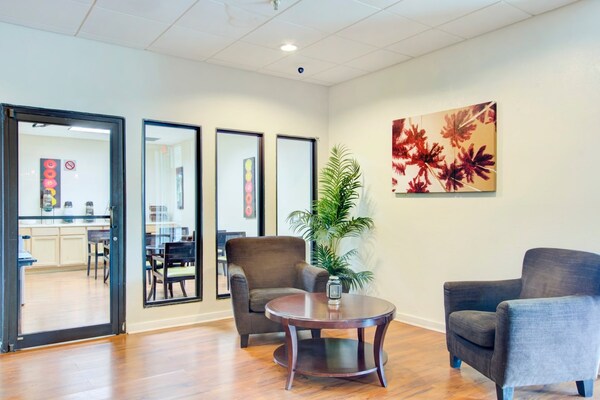 Foto van Luxe tweepersoonsbed (Queen size) | Dundee - Vakantiehuis in Dundee FL - FloorPlan