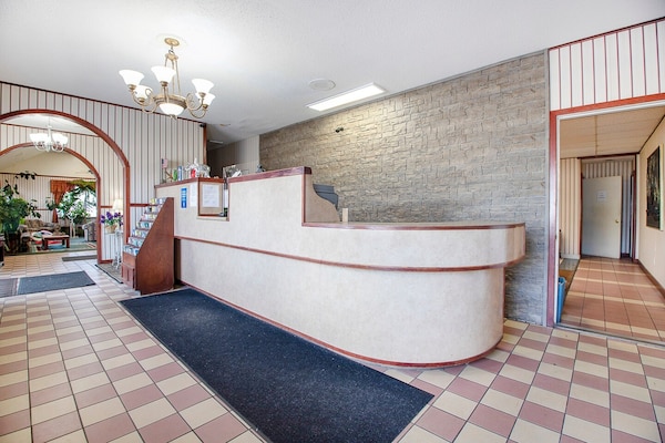 Foto van Premium tweepersoonsbed (Queensize) | Elkhart IN - Vakantiehuis in Elkhart IN - HallReception