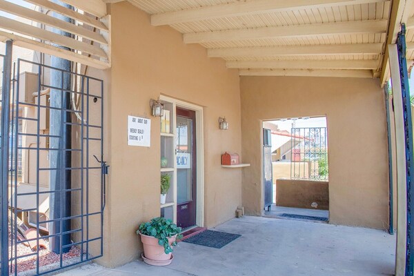 Foto van Queen Bed Niet Roken - Vakantiehuis in El Paso TX - HallReception