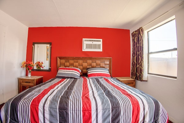 Foto van Queen Bed Niet Roken - Vakantiehuis in El Paso TX - BedRoom