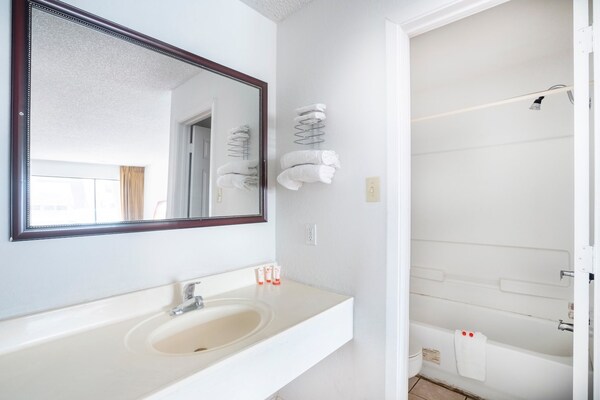 Foto van Premium 2 Queensize Bed Roken - Vakantiehuis in Groesbeck TX - BathRoom