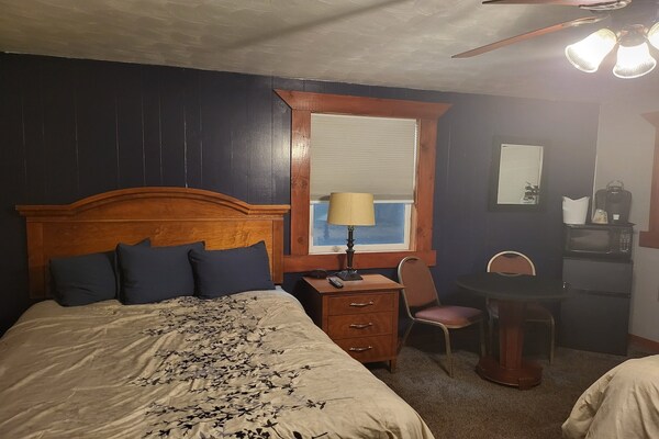 Foto van Queen Bed Niet Roken - Vakantiehuis in Gettysburg, SD - BedRoom