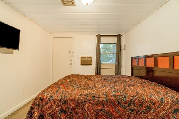 Foto van Tweepersoonsbed (queensize) | Roken | Palestina - Vakantiehuis in Palestine - BedRoom