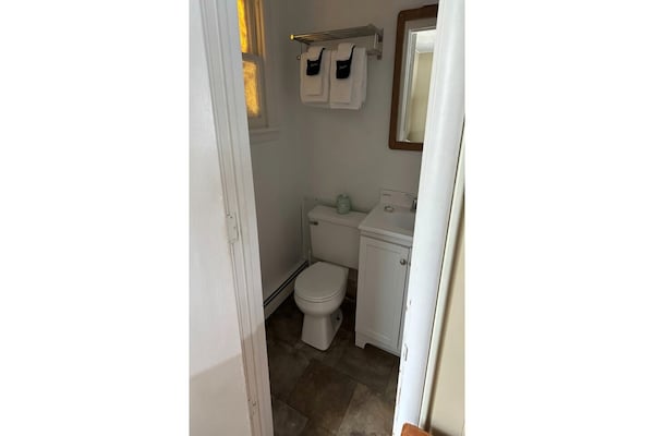 Foto van 2 tweepersoonsbedden_ Love Hotels Timberline - Vakantiehuis in Ironwood - BathRoom