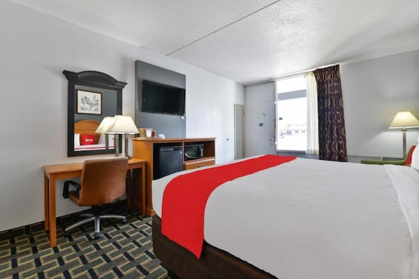Foto van Premium kingsize bed | Roken mogelijk - Vakantiehuis in Lake Park GA - BedRoom