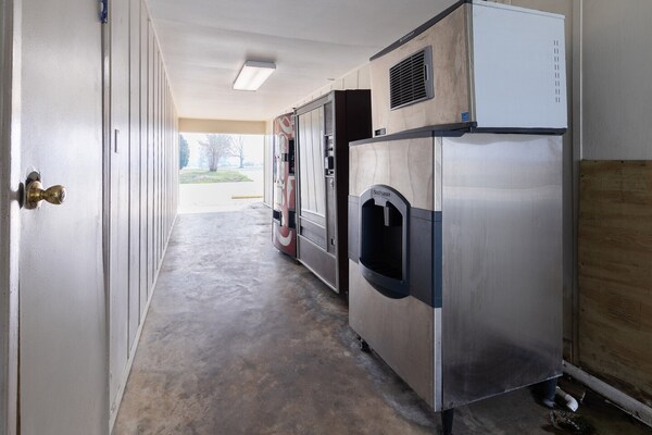 Foto van Premium tweepersoonsbed (Queensize) | NSMK - Vakantiehuis in DeRidder LA - Facilities
