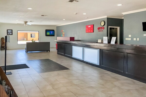 Foto van Premium tweepersoonsbed (Queensize) | NSMK - Vakantiehuis in DeRidder LA - HallReception