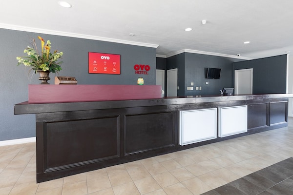 Foto van Premium kingsize bed | NSMK - Vakantiehuis in DeRidder LA - HallReception