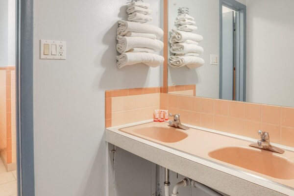 Foto van Liberaal KS|Queenbed - Vakantiehuis in Liberal KS - BathRoom