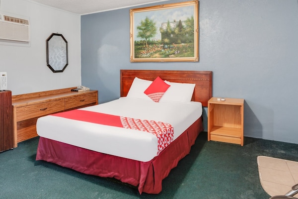 Foto van 1 tweepersoonsbed (Queensize) & 2 tweepersoonsbedden | Smk - BedRoom