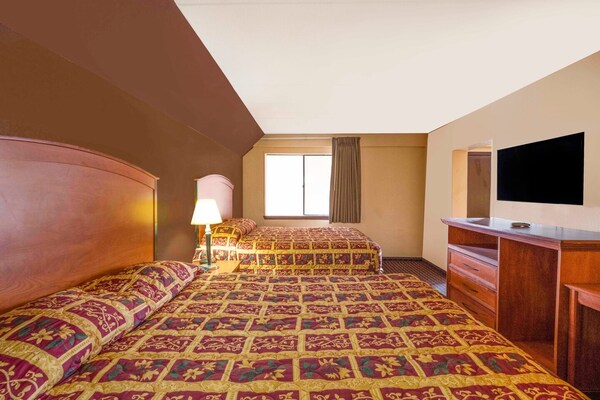 Foto van Premium 2 Queensize Bed Met Kitchenette - Vakantiehuis in Odessa TX - BedRoom