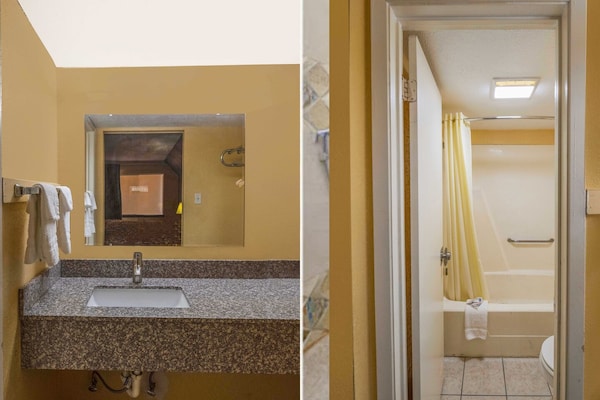 Foto van Premium 2 Queensize Bed Met Kitchenette - Vakantiehuis in Odessa TX - BathRoom