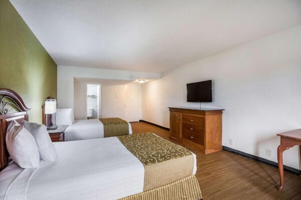 Foto van 2 tweepersoonsbedden | Roken toegestaan - Vakantiehuis in Orlando FL - BedRoom