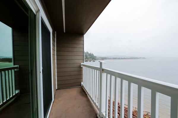 Foto van Premium King Room Met Spooktbad - Bay View - Vakantiehuis in Lincoln City OR - BedRoom