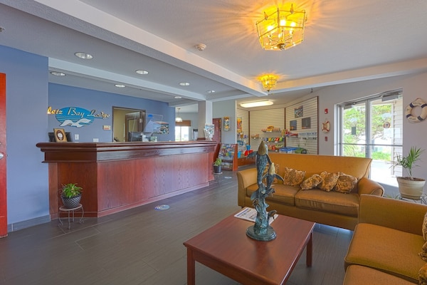 Foto van Premium King Room Met Spooktbad - Bay View - Vakantiehuis in Lincoln City OR - HallReception
