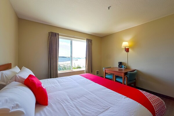 Foto van Premium King Room Met Spooktbad - Bay View - Vakantiehuis in Lincoln City OR - BedRoom