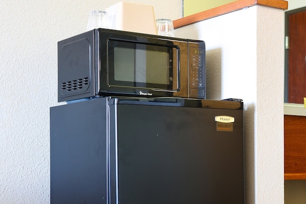 Foto van Premium King Room Met Spooktbad - Bay View - Vakantiehuis in Lincoln City OR - BedRoom
