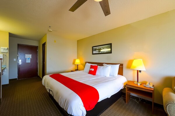 Foto van Queen Bed Toegankelijk Met Uitzicht Op De Oceaan - Vakantiehuis in Lincoln City OR - BedRoom