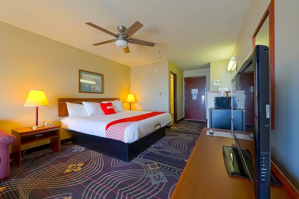 Foto van Queen Bed Toegankelijk Met Uitzicht Op De Oceaan - Vakantiehuis in Lincoln City OR - BedRoom
