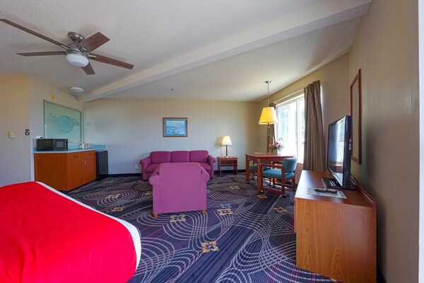 Foto van Queen Bed Toegankelijk Met Uitzicht Op De Oceaan - Vakantiehuis in Lincoln City OR - BedRoom