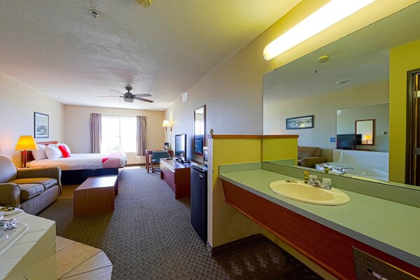 Foto van Queen Bed Toegankelijk Met Uitzicht Op De Oceaan - Vakantiehuis in Lincoln City OR - BedRoom