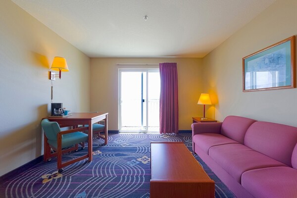 Foto van Queen Room Toegankelijk - Bay View - Vakantiehuis in Lincoln City OR - BedRoom