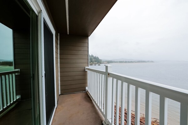 Foto van Queen Room Toegankelijk - Bay View - Vakantiehuis in Lincoln City OR - BedRoom