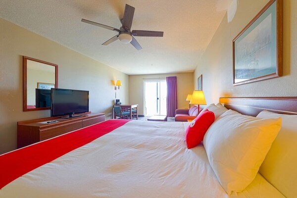 Foto van Queen Room Toegankelijk - Bay View - Vakantiehuis in Lincoln City OR - BedRoom