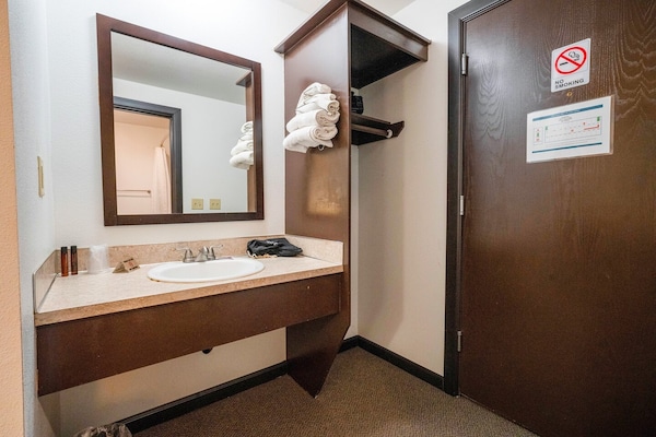 Foto van Tweepersoonsbed (Queensize) | Portland, Oregon - Vakantiehuis in Portland OR - BathRoom