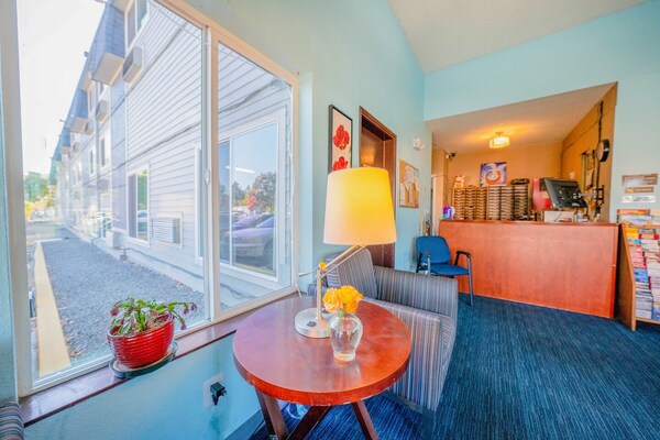 Foto van Queensize bed toegankelijk - Vakantiehuis in Portland OR - HallReception