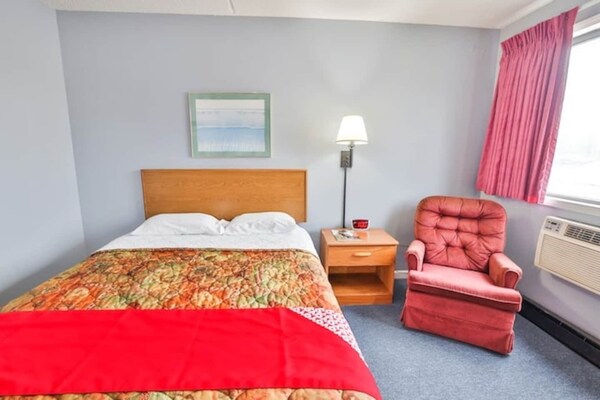 Foto van Pipestone|Queensize bed|Nsmk - Vakantiehuis in Pipestone - BedRoom