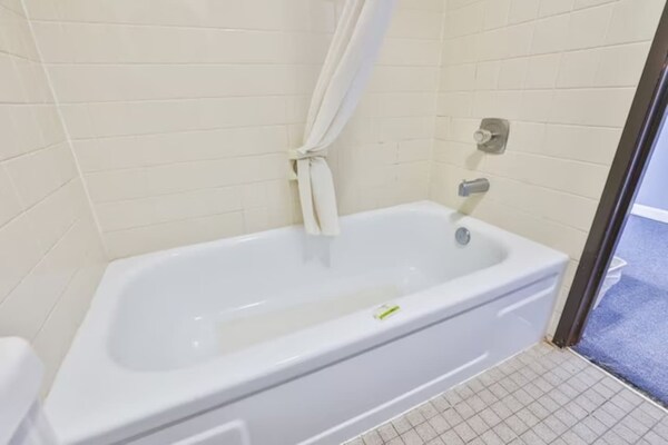 Foto van Pipestone|Queensize bed|Nsmk - Vakantiehuis in Pipestone - BathRoom
