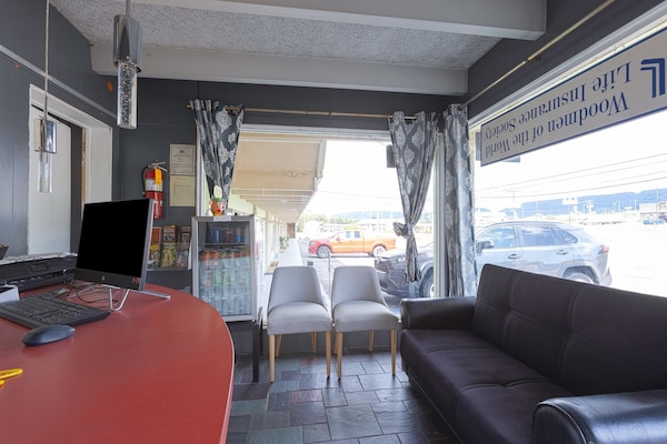 Foto van 2 tweepersoonsbedden | Rookvrij - Vakantiehuis in Breezewood - FloorPlan