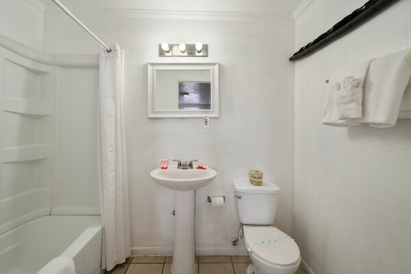 Foto van Tweepersoonsbed (queensize) | Niet-roken - Vakantiehuis in Rockport - BathRoom