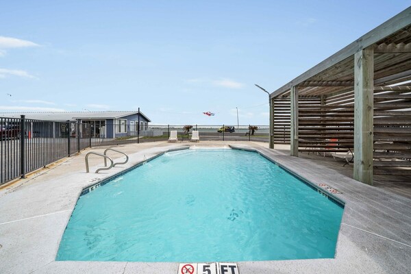 Foto van Tweepersoonsbed (queensize) | Niet-roken - Vakantiehuis in Rockport - Pool