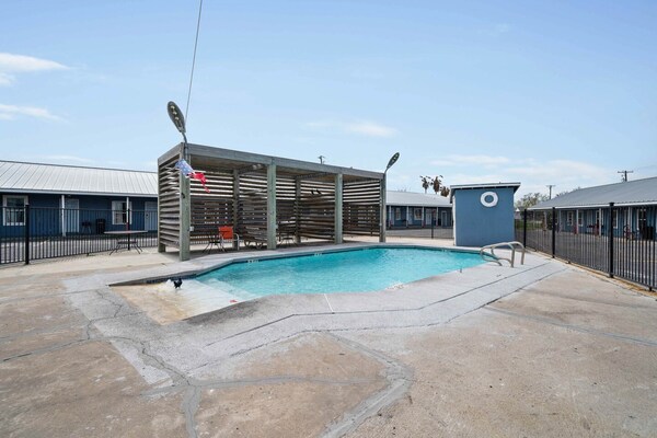 Foto van Tweepersoonsbed (queensize) | Niet-roken - Vakantiehuis in Rockport - Pool