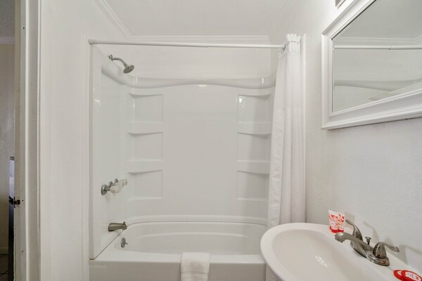 Foto van Premium Kingsize Bed Met Kitchenette - Vakantiehuis in Rockport - BathRoom