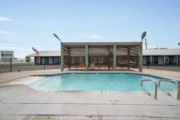 Foto van Premium 2 Kingsize Bed Met Kitchenette - Vakantiehuis in Rockport - Pool