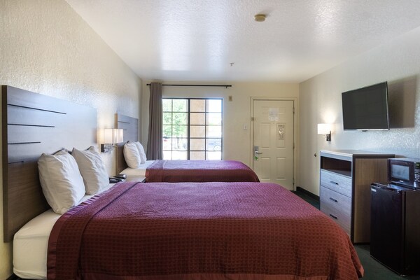 Foto van Premium kingsize bed | Nmsk - Vakantiehuis in San-Antonio - BedRoom
