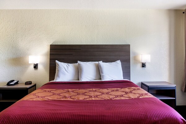Foto van Premium kingsize bed | Nmsk - Vakantiehuis in San-Antonio - BedRoom