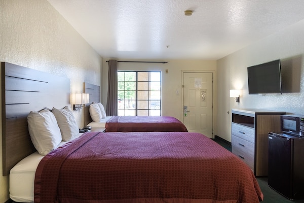 Foto van Premium kingsize bed | Nmsk - Vakantiehuis in San-Antonio - BedRoom