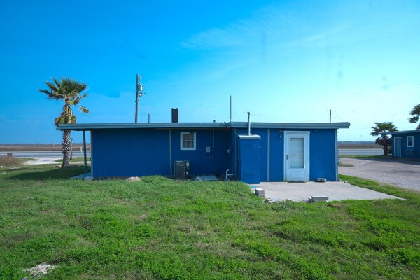 Foto van Queensize bed | Niet roken - Vakantiehuis in Corpus Christi TX - ExteriorSummer