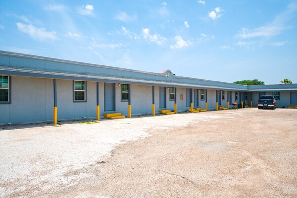 Foto van Corpus Christi, Texas | Queensize bed - Vakantiehuis in Corpus Christi TX - parking