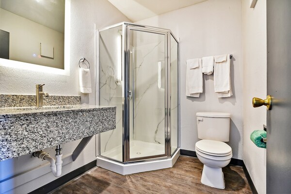 Foto van Premium kingsize bed, rokersbed - Vakantiehuis in Shreveport LA - BathRoom