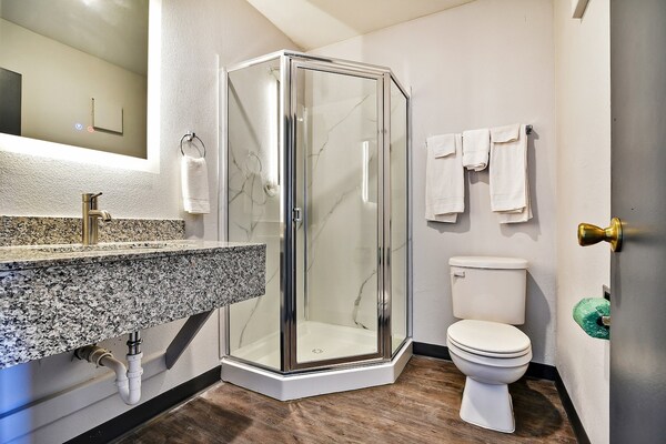Foto van Premium kingsize bed, rokersbed - Vakantiehuis in Shreveport LA - BathRoom